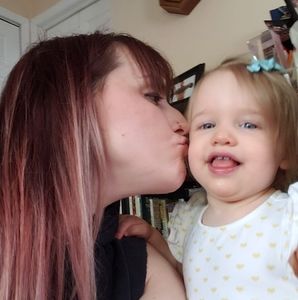 Meet your Posher, Dana